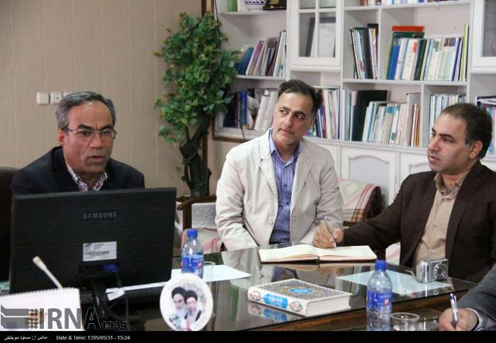 عکس: نشست خبری مدیر کل بیمه سلامت استان یزد