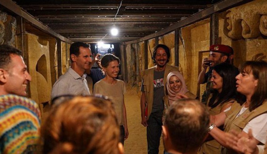 بشار اسد و همسرش درتونل‌های مرگ تروریست‌ها در غوطه شرقی +عکس