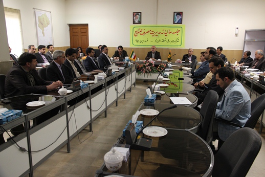 استان یزد در تابستان 95 خاموشی نخواهد داشت/نشست مشترک مدیران برق استان یزد با صنایع بزرگ +عکس