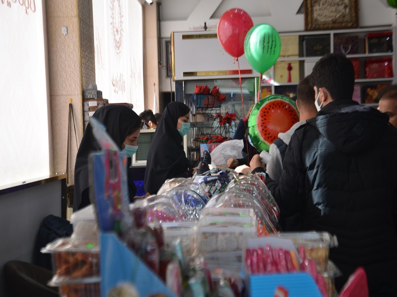 بازار شب یلدا در کرمانشاه بازار شب یلدا در کرمانشاه
