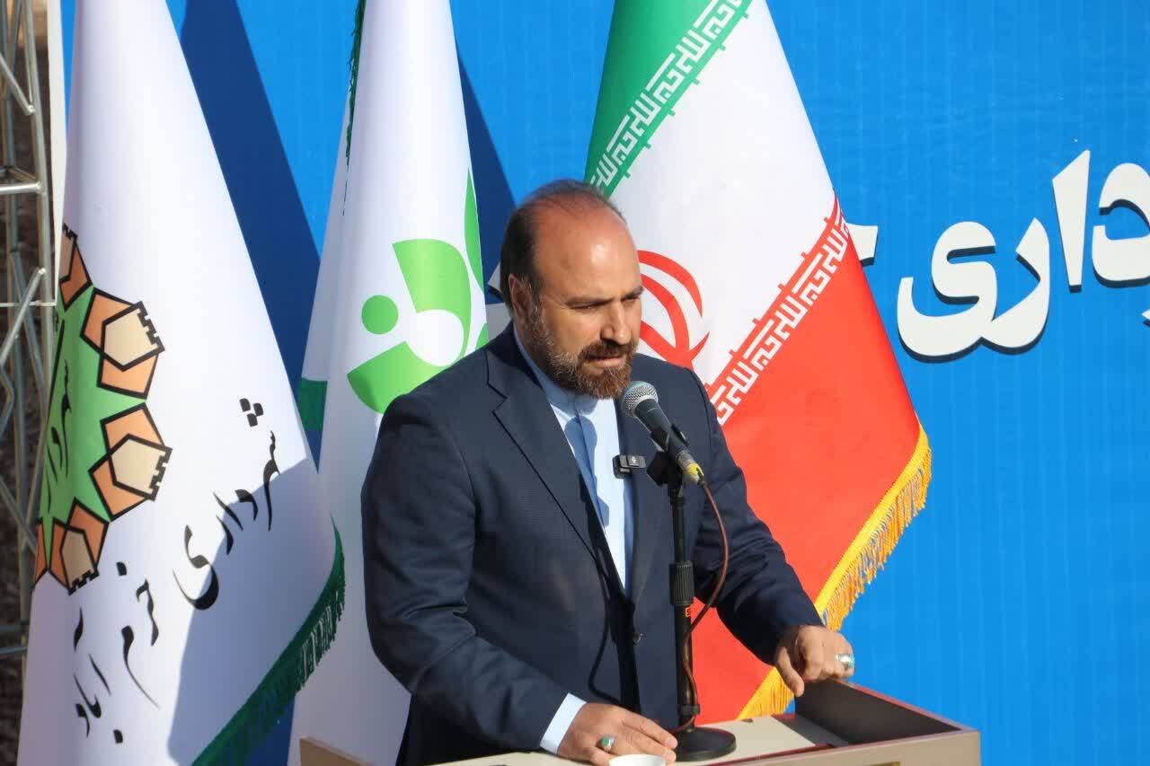 پایان ۳۵ سال انتظار؛ کارخانه آسفالت جدید خرم‌آباد افتتاح شد