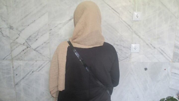 زن کلاهبردار در لرستان دستگیر شد زن کلاهبردار در لرستان دستگیر شد